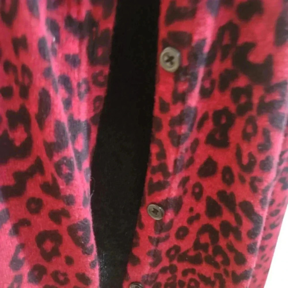 Croft&Barrow Red/Black Leopard Cardigan - Picture 2 of 9